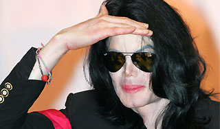 В доме Майкла Джексона поселился фанат В доме Майкла Джексона поселился фанат