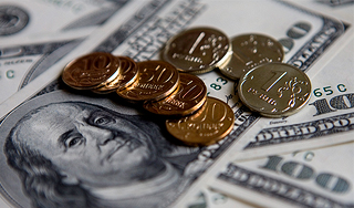 Доллар взлетел почти на 50 копеек Доллар взлетел почти на 50 копеек