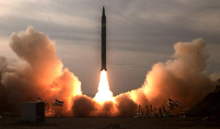 Иран разрабатывает новые боевые ракеты Иран разрабатывает новые боевые ракеты