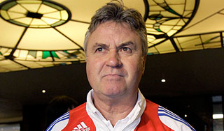 Хиддинк назвал дату ухода из сборной России Хиддинк назвал дату ухода из сборной России