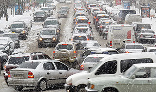 Снегопады парализовали Украину Снегопады парализовали Украину