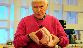 Блюдо из мяса кошек уволило кулинара Блюдо из мяса кошек уволило кулинара