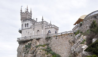 Мужчина прыгнул с высоты 60 метров и выжил Мужчина прыгнул с высоты 60 метров и выжил