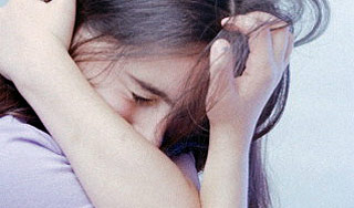 Учительница ударила девочку школьной доской Учительница ударила девочку школьной доской