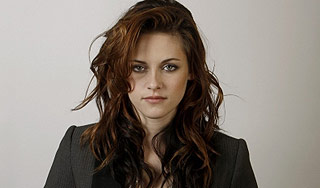 Кристен Стюарт названа женщиной года Кристен Стюарт названа женщиной года