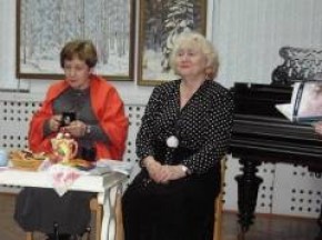 Поэтесса справляет юбилей