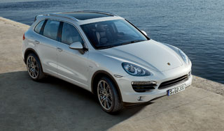 Porsche представил второе поколение Cayenne Porsche представил второе поколение Cayenne