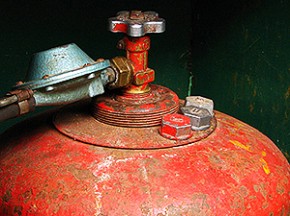 Стародубский пенсионер пострадал из-за газового баллона