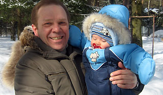 Владимир Девятов стал отцом-одиночкой Владимир Девятов стал отцом-одиночкой