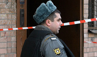 Пенсионер угрожал взорвать жилой дом Пенсионер угрожал взорвать жилой дом