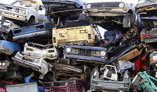 В России началась утилизация старых авто В России началась утилизация старых авто