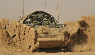 США провоцируют гонку вооружений в мире США провоцируют гонку вооружений в мире