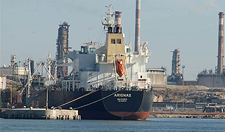 В проливе Ла-Манш умерли трое россиян В проливе Ла-Манш умерли трое россиян