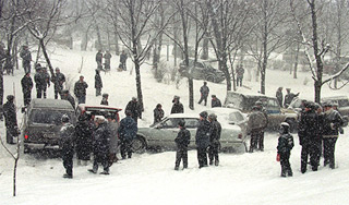 В Казани столкнулись сразу 29 автомобилей В Казани столкнулись сразу 29 автомобилей
