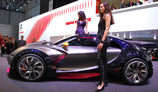 Citroen создал "копию" Bugatti (фото) Citroen создал "копию" Bugatti (фото)