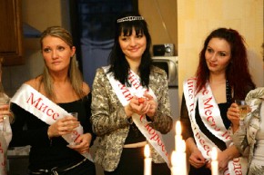 Школьницы и студентки поспорят на подиуме