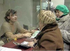 Чиновники посылают ветеранов. За справками