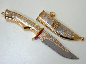 Чиновники выбирают холодное оружие