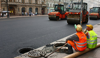 В Москве прорезинят дорожные люки В Москве прорезинят дорожные люки