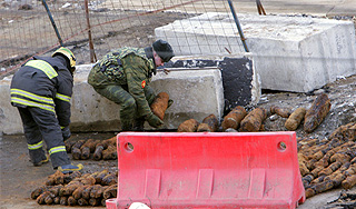 Из Москвы вывезли семь грузовиков снарядов Из Москвы вывезли семь грузовиков снарядов