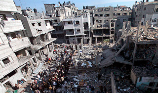 Израиль разбомбил шесть объектов в Газе Израиль разбомбил шесть объектов в Газе