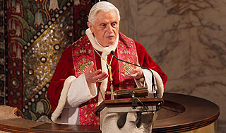 Папа Римский извинился за грехи священников Папа Римский извинился за грехи священников