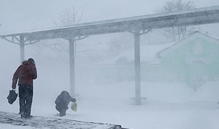 Сахалинцы попали в снежный плен Сахалинцы попали в снежный плен