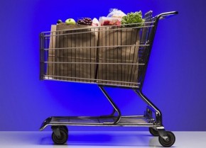 Оборот розничной торговли снизился