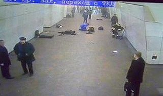 В Интернете появились фото с места взрывов В Интернете появились фото с места взрывов