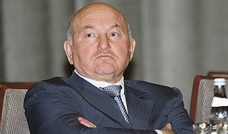 Лужков извинился перед москвичами за теракт Лужков извинился перед москвичами за теракт