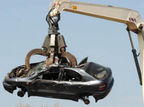 Пункты утилизации старых авто откроются к лету