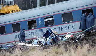 Подрывникам поезда предъявили обвинение Подрывникам поезда предъявили обвинение