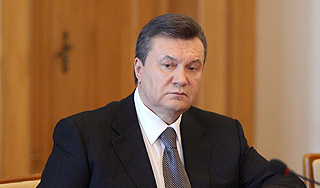 Янукович закрыл Украине путь в НАТО Янукович закрыл Украине путь в НАТО