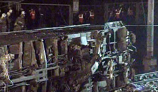 На пути следования поезда взорвались бомбы На пути следования поезда взорвались бомбы