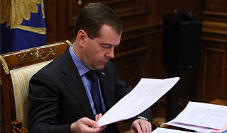 Медведев раскритиковал правительство Медведев раскритиковал правительство