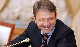 Губернатор возглавит местный совет партии Губернатор возглавит местный совет партии