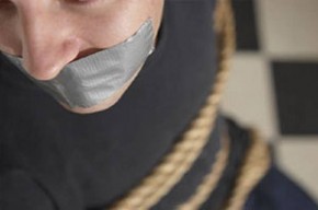 В Бежице милиционеры освободили похищенного человека