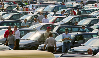 Подержанные иномарки дешевеют Подержанные иномарки дешевеют