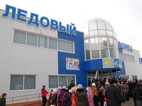 Хоккеисты начинают битву за бронзу