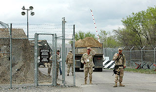 Беспорядки в Киргизии помешали США Беспорядки в Киргизии помешали США