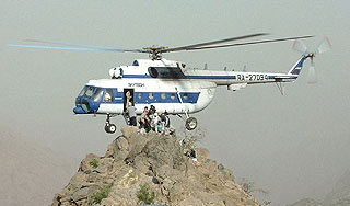 Вертолет с туристами рухнул на Камчатке Вертолет с 16 туристами рухнул на Камчатке