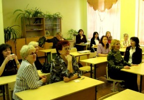 Учителям детских школ искусств и спортшкол хотят повысить зарплату