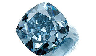 С аукциона ушел редчайший голубой бриллиант С аукциона ушел редчайший голубой бриллиант