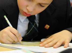 Приставы организовали литературный конкурс