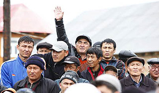 Люди Бакиева захватили Джалал-Абад Люди Бакиева захватили Джалал-Абад