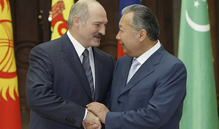 Лукашенко готов приютить Бакиева Лукашенко готов приютить Бакиева