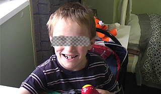 Артема Савельева заберет семья дипломатов Артема Савельева заберет семья дипломатов