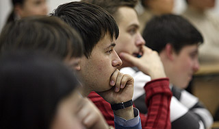 Мошенник обманул якутских абитуриентов Мошенник обманул якутских абитуриентов