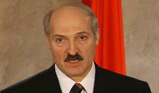 Лукашенко отменил кризис, грипп и вулкан Лукашенко отменил кризис, грипп и вулкан