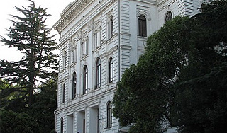 В Тбилиси насмерть разбился студент В Тбилиси насмерть разбился студент